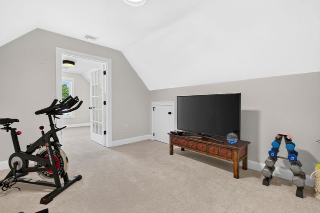 4 Ray Emma Drive, Epping, NH 03042