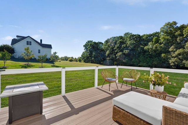 4 Ray Emma Drive, Epping, NH 03042