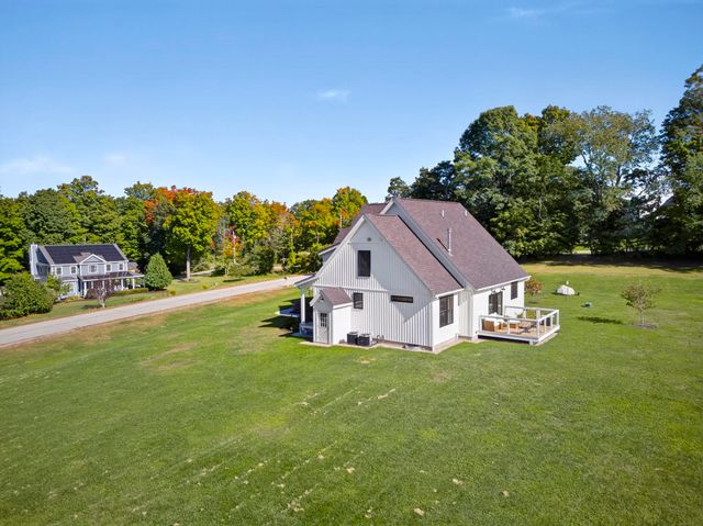 4 Ray Emma Drive, Epping, NH 03042