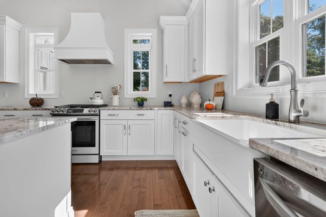 4 Ray Emma Drive, Epping, NH 03042