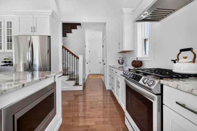4 Ray Emma Drive, Epping, NH 03042