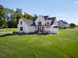 4 Ray Emma Drive, Epping, NH 03042