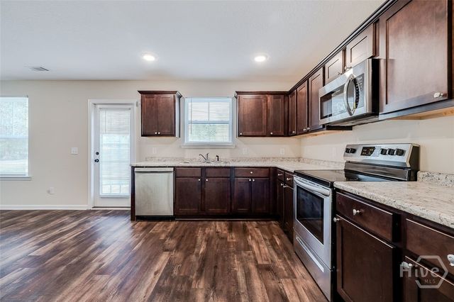 101 Rebel Estates Drive, Springfield, GA 31329