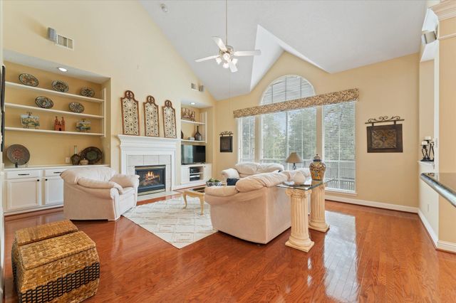 39 Laurelhurst Circle, The Woodlands, TX 77382