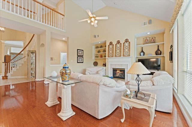 39 Laurelhurst Circle, The Woodlands, TX 77382