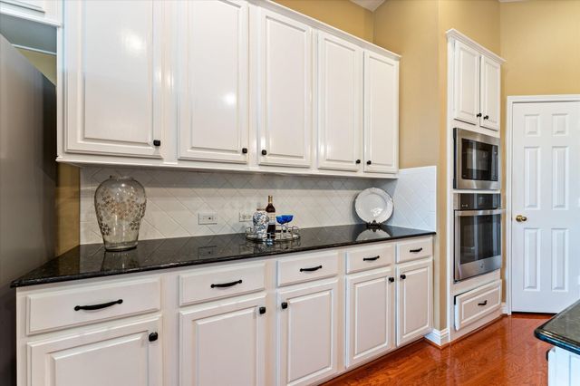 39 Laurelhurst Circle, The Woodlands, TX 77382