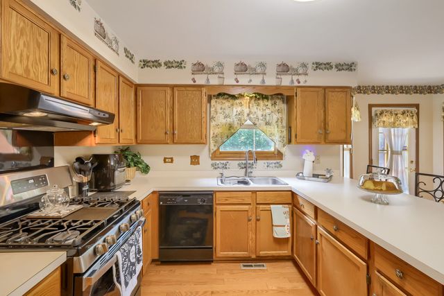 150 Winston Drive, Bolingbrook, IL 60440