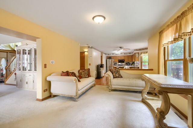 150 Winston Drive, Bolingbrook, IL 60440