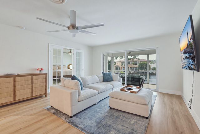 2330 NE 36th Street 11, Lighthouse Point, FL 33064