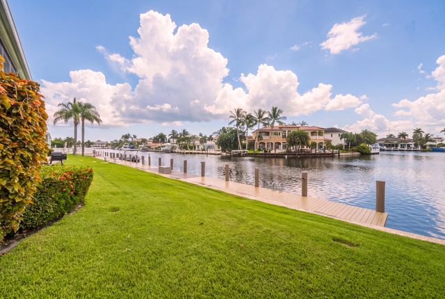 2330 NE 36th Street 11, Lighthouse Point, FL 33064