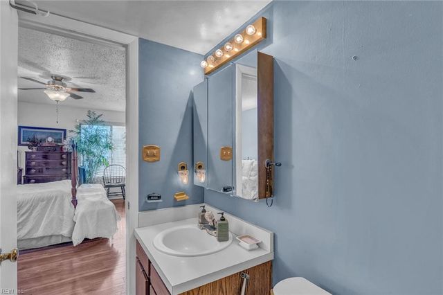 411 Turnbridge CLS, Virginia Beach, VA 23452