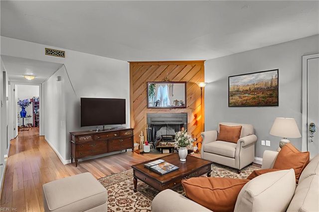 411 Turnbridge CLS, Virginia Beach, VA 23452