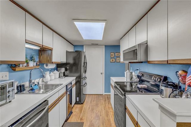 411 Turnbridge CLS, Virginia Beach, VA 23452