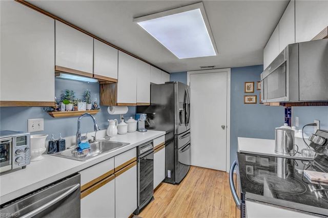 411 Turnbridge CLS, Virginia Beach, VA 23452