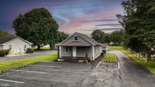 1252 FORREST AVE, Dover, DE 19904