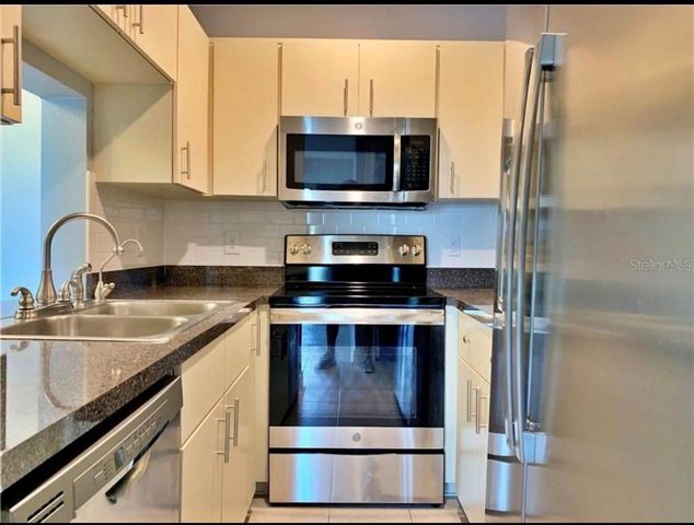 1135 S PINE RIDGE CIRCLE E3, Sanford, FL 32773
