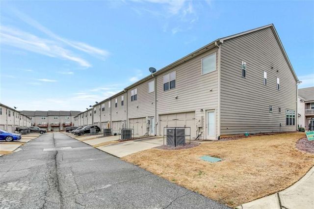 7765 Rutgers Circle, Fairburn, GA 30213