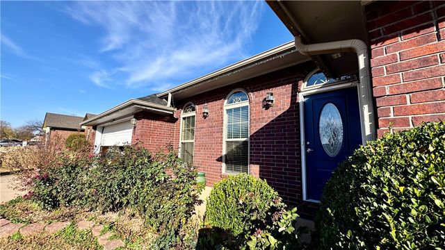 1109 Mockingbird, Siloam Springs, AR 72761