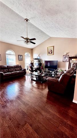 1109 Mockingbird, Siloam Springs, AR 72761