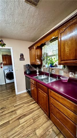 1109 Mockingbird, Siloam Springs, AR 72761