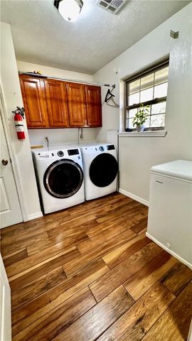 1109 Mockingbird, Siloam Springs, AR 72761