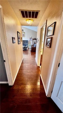 1109 Mockingbird, Siloam Springs, AR 72761