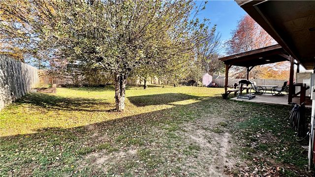 1109 Mockingbird, Siloam Springs, AR 72761