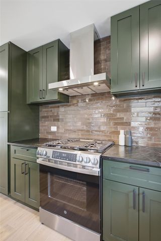 5001 Bundyhill DR, Austin, TX 78723