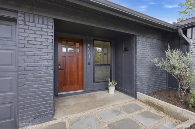 5001 Bundyhill DR, Austin, TX 78723