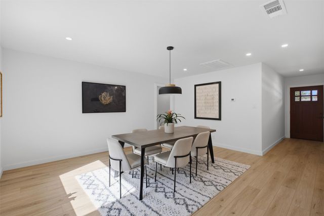 5001 Bundyhill DR, Austin, TX 78723