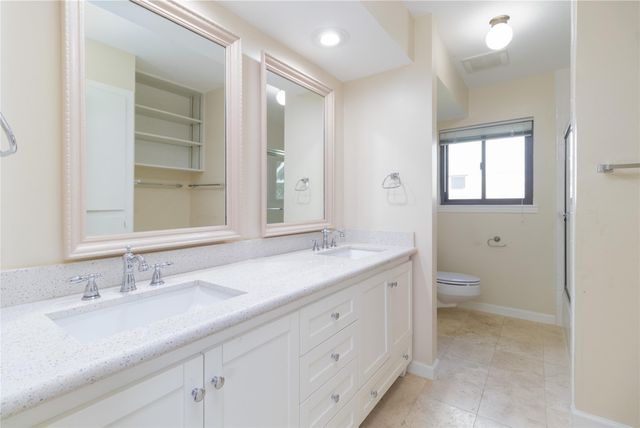 8919 Manhattan Drive, Houston, TX 77096