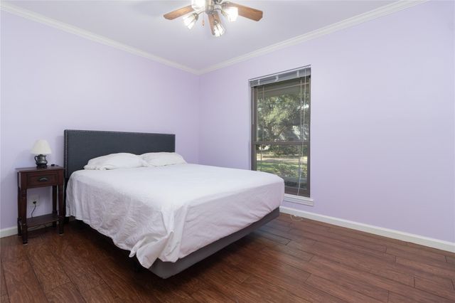 8919 Manhattan Drive, Houston, TX 77096