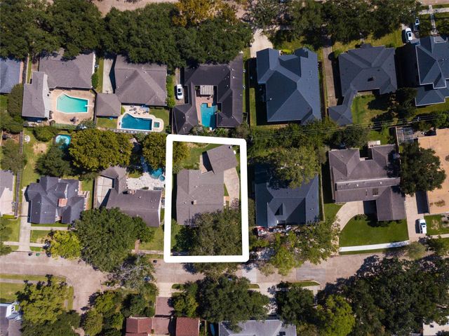 8919 Manhattan Drive, Houston, TX 77096