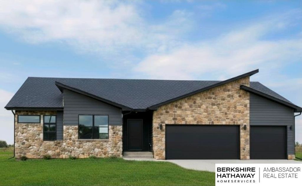 6409 S 214 Street, Elkhorn, NE 68022