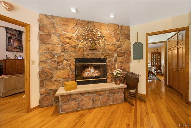 8785 Dinglehole Road, Lysander, NY 13027