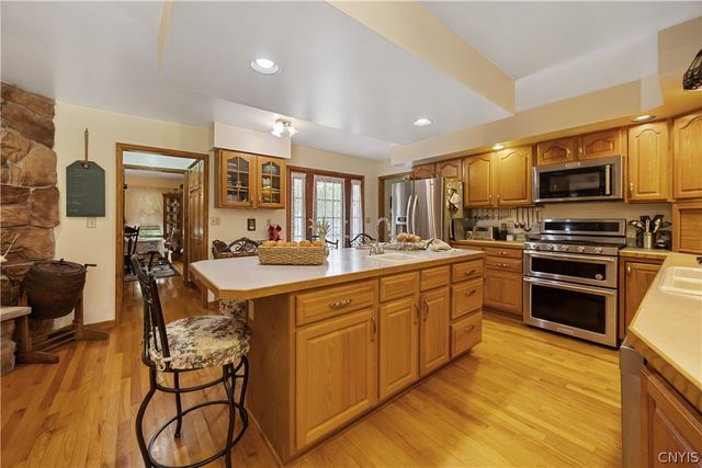 8785 Dinglehole Road, Lysander, NY 13027