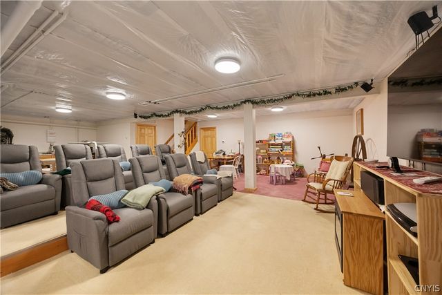 8785 Dinglehole Road, Lysander, NY 13027