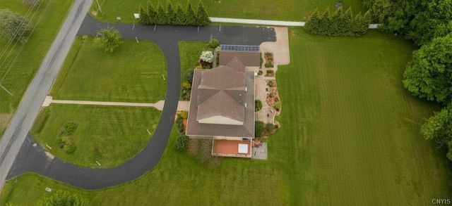 8785 Dinglehole Road, Lysander, NY 13027