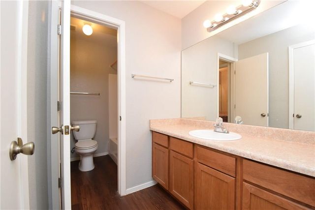 10811 Lanshire DR C, Austin, TX 78758