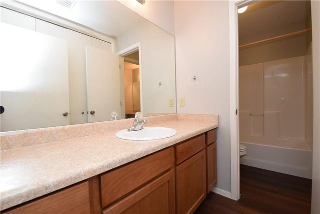 10811 Lanshire DR C, Austin, TX 78758