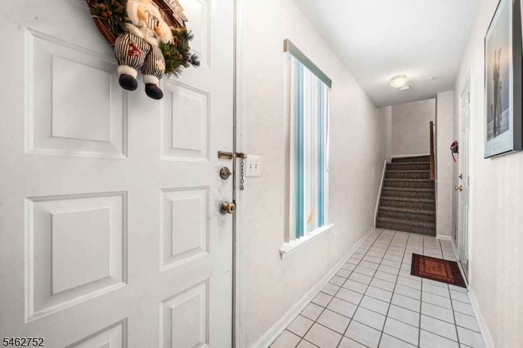 3401 Scenic Ct, Denville Twp., NJ 07834 — photo 4