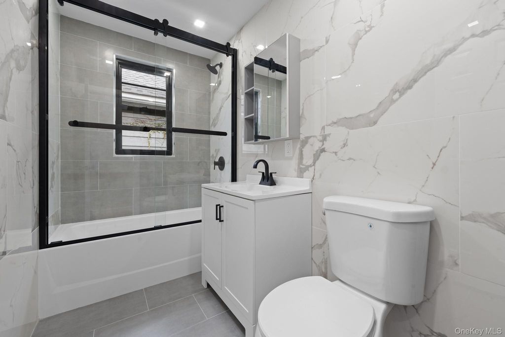 1537 E 54th Street, Brooklyn, NY 11234 — photo 4