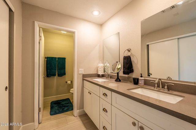 2317 W PORT AU PRINCE Lane, Phoenix, AZ 85023