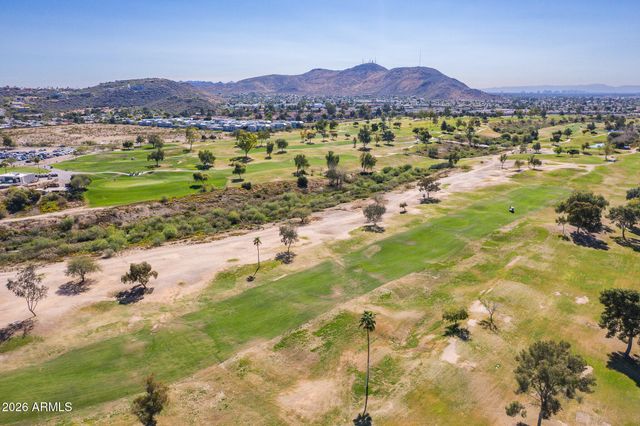 2317 W PORT AU PRINCE Lane, Phoenix, AZ 85023