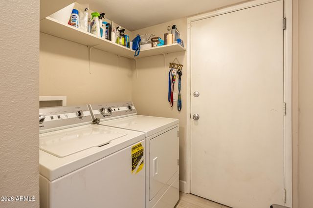 2317 W PORT AU PRINCE Lane, Phoenix, AZ 85023