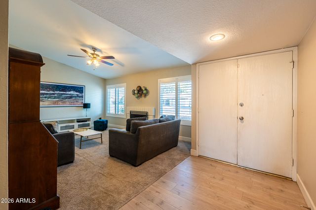 2317 W PORT AU PRINCE Lane, Phoenix, AZ 85023