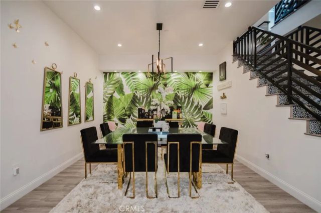 10247 Floralita Avenue, Sunland, CA 91040