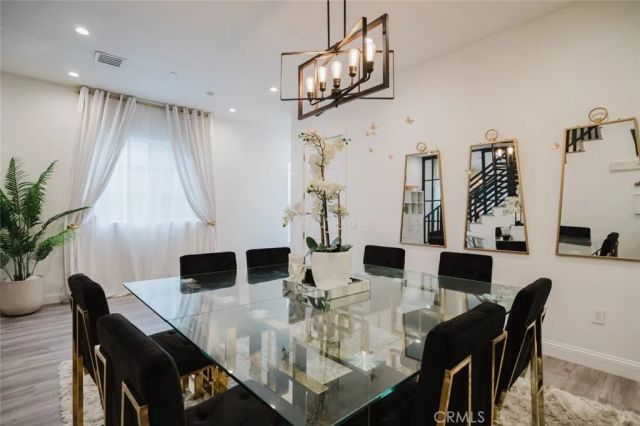 10247 Floralita Avenue, Sunland, CA 91040