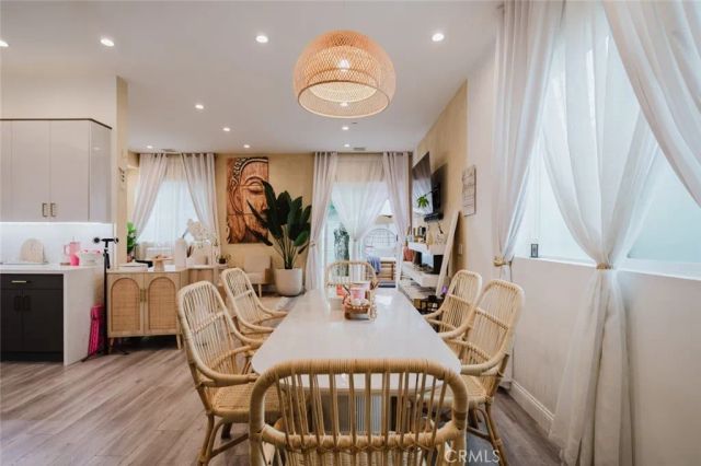 10247 Floralita Avenue, Sunland, CA 91040