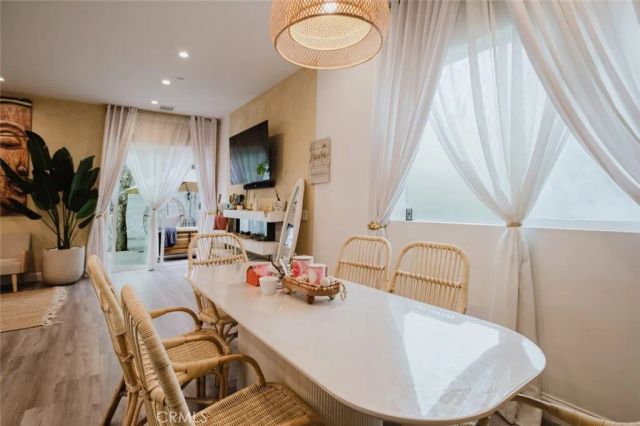 10247 Floralita Avenue, Sunland, CA 91040